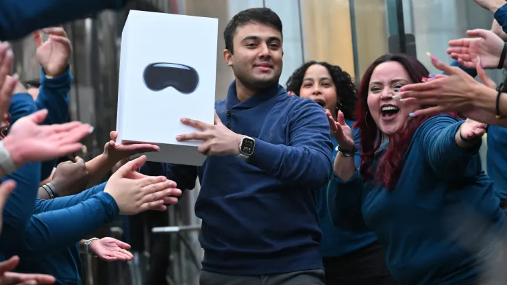 Apple Inova com o Lançamento do Headset Vision Pro nos EUA