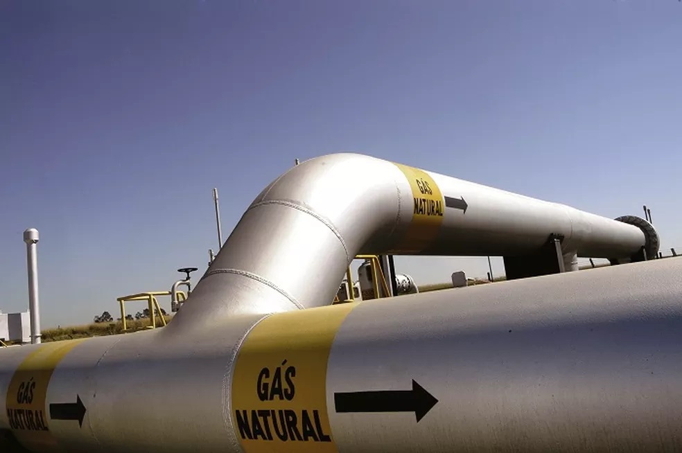 Gás natural cai até 11%, recuo de uma alta de mais de 13 anos