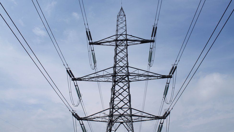 Empresa de energia SSE anuncia lucro operacional de £ 1,5 bilhão