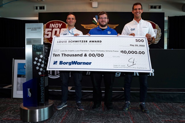 Prêmio Louis Schwitzer 2022 celebra os engenheiros por trás da inovação do sistema de Marshalling EM da NTT INDYCAR SERIES
