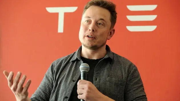 Tesla pede recompra de ações de US$ 15 bilhões após quedas nos preços das ações