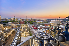 Ineos concede financiamento estatal para estudo de usina de hidrogênio verde na Alemanha
