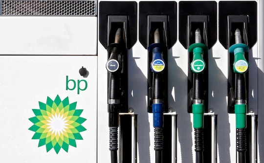 BP lucra mais alto em 14 anos, ao arrecadar US$ 8,5 bilhões em meio a aperto na bomba de gasolina