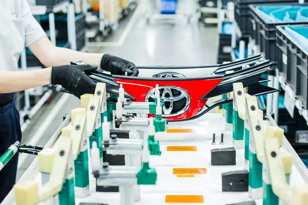 Toyota suspende operações na fábrica da China por falta de energia