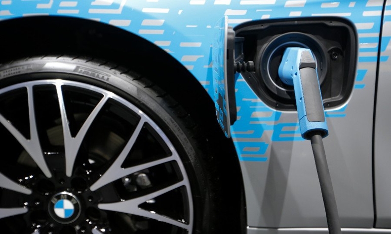 BMW anuncia salto tecnológico com células de bateria no estilo Tesla