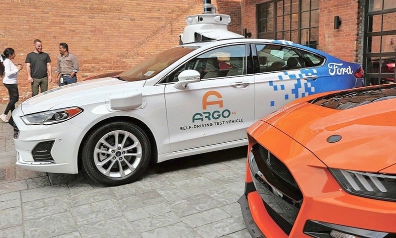 Ford perde US $ 827 milhões no terceiro trimestre com a desistência do parceiro de tecnologia de direção autônoma