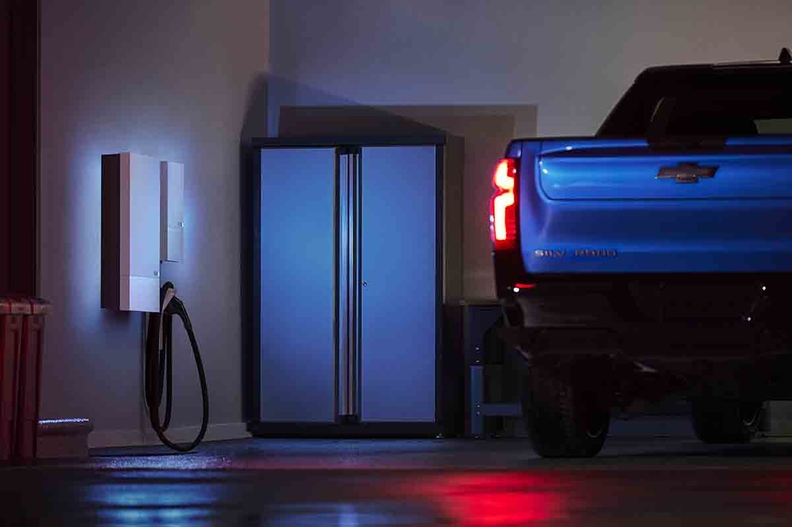 General Motors estabelece nova unidade para ajudar a conectar EVs com a rede elétrica