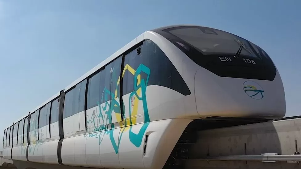 Empresa britânica Alstom constrói monotrilho para o país anfitrião da COP27, Egito