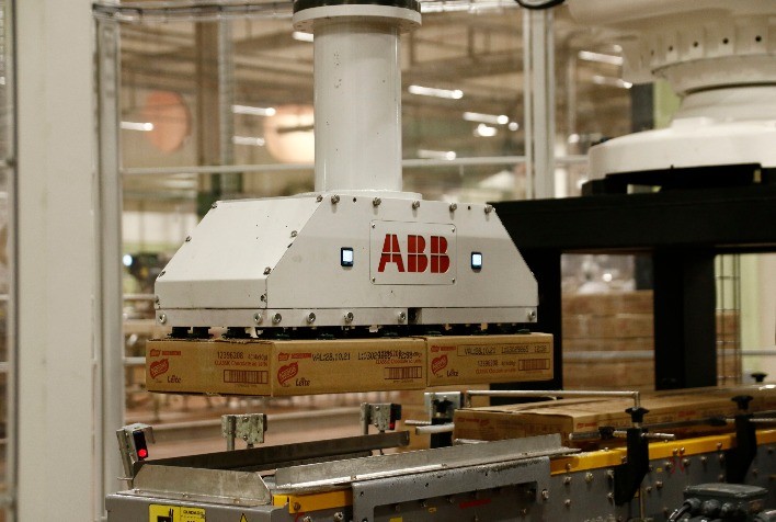 Bio Plugs e Unicamp utilizarão robô colaborativo ABB para inovar e aumentar a produtividade no agronegócio