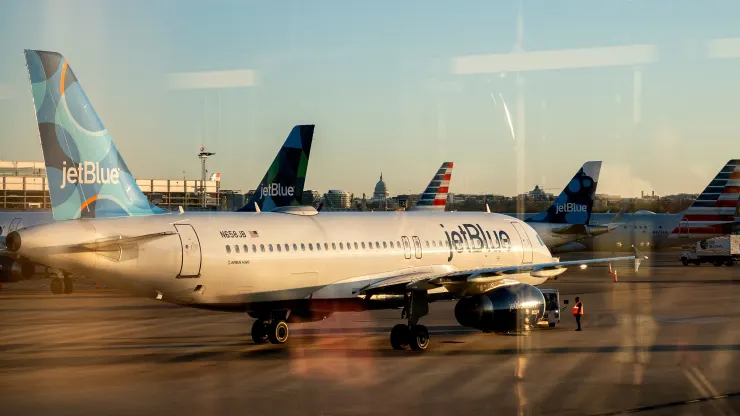Ações de companhias aéreas caem apesar das perspectivas otimistas de demanda dos CEOs