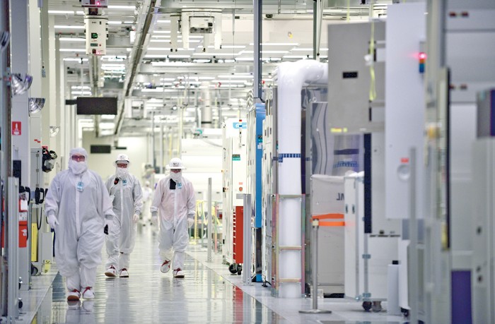 Como os fabricantes de fluoropolímeros estão tentando manter seus negócios