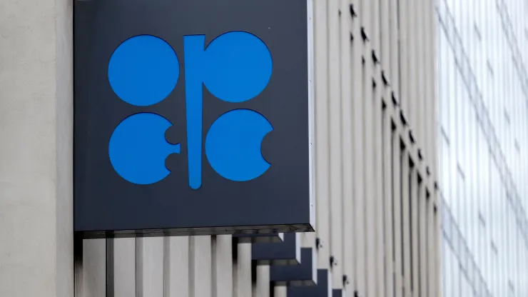 Os preços do petróleo ficam positivos depois de cair US $ 2 o barril em um relatório que os Emirados Árabes Unidos estão considerando deixar a OPEP