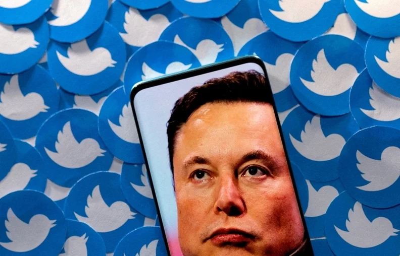 Tesla transforma Twitter em aparelho de comunicação de US$ 44 bilhões