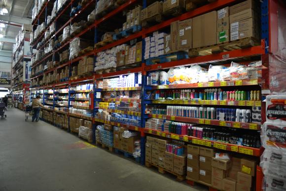 Setor atacadista cresce 18,1% e tem faturamento de R$ 364 bilhões em 2022