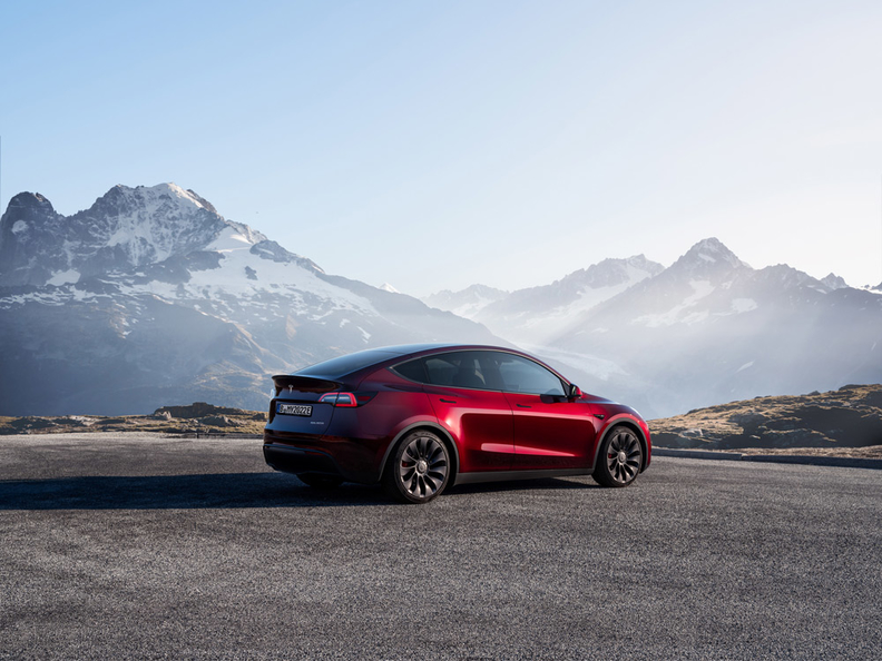 Tesla contribui com quase 25% da produção total de automóveis de Xangai