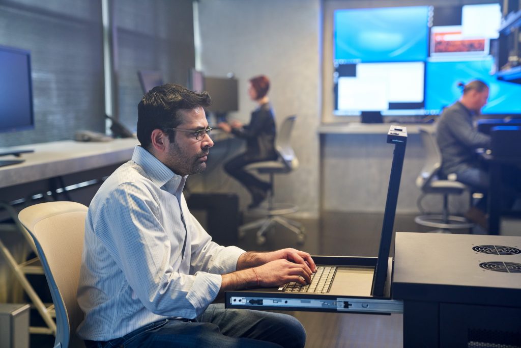 Microsoft expande iniciativas de treinamento em cibersegurança no Brasil