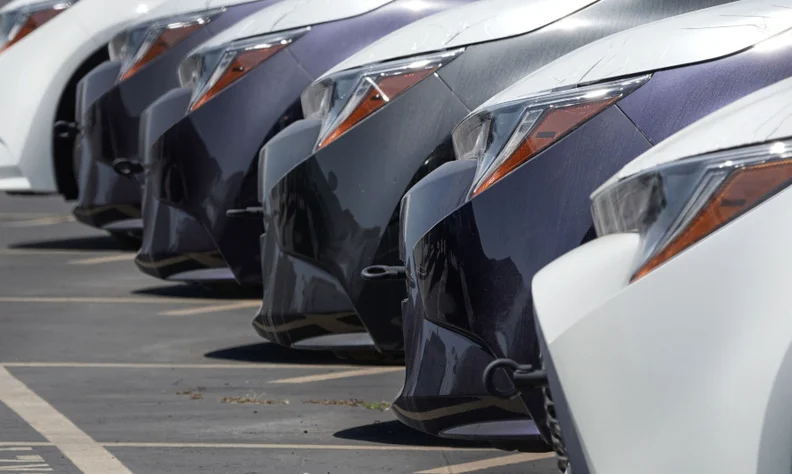 Vendas globais da Toyota em maio saltam 10% com crescimento doméstico e mais suprimentos