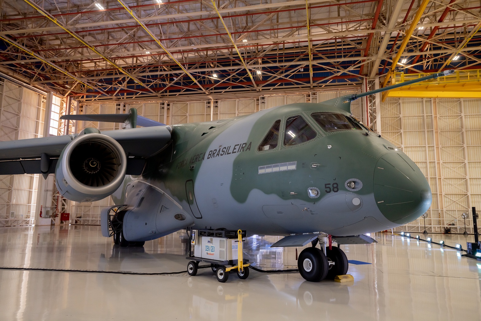 Embraer entrega sexta aeronave C-390 Millennium à Força Aérea Brasileira