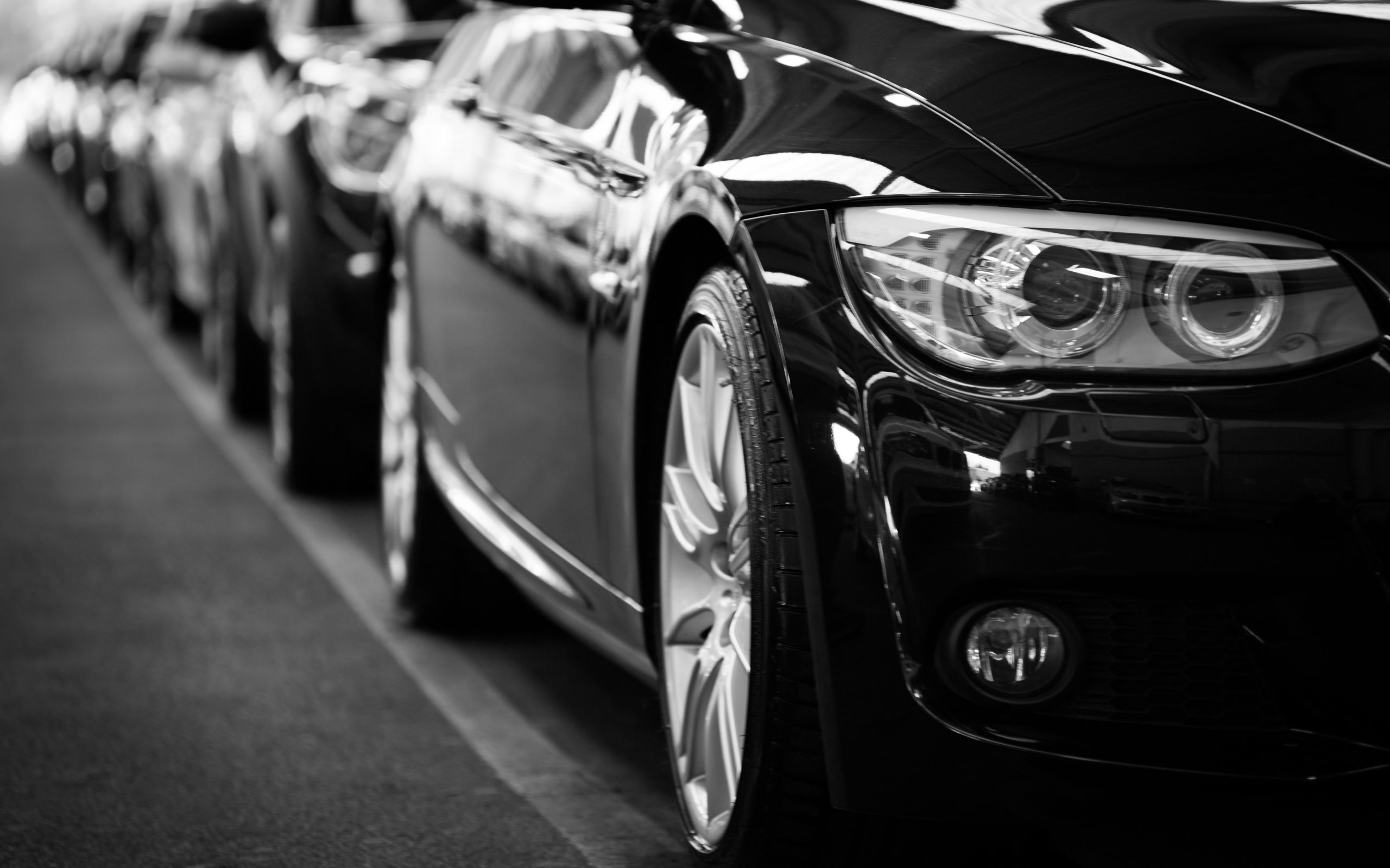 Estudo do UOL revela perfis e hábitos de compra de consumidores interessados em automóveis