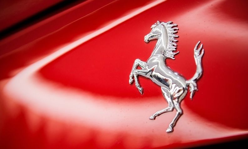 Lucro do segundo trimestre da Ferrari salta 32%; previsões para o ano inteiro levantadas