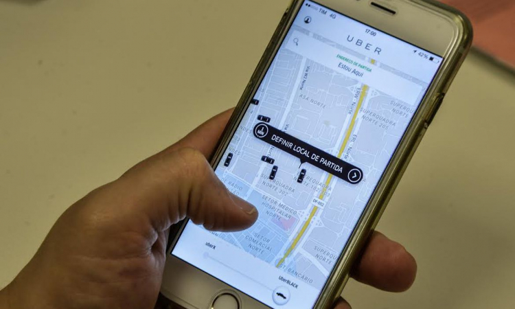 Uber tem o primeiro lucro operacional da história após bater recorde de passageiros