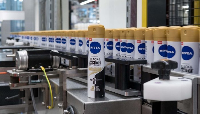 Beiersdorf reduz a pegada de carbono das latas de aerossol de desodorante em 58%