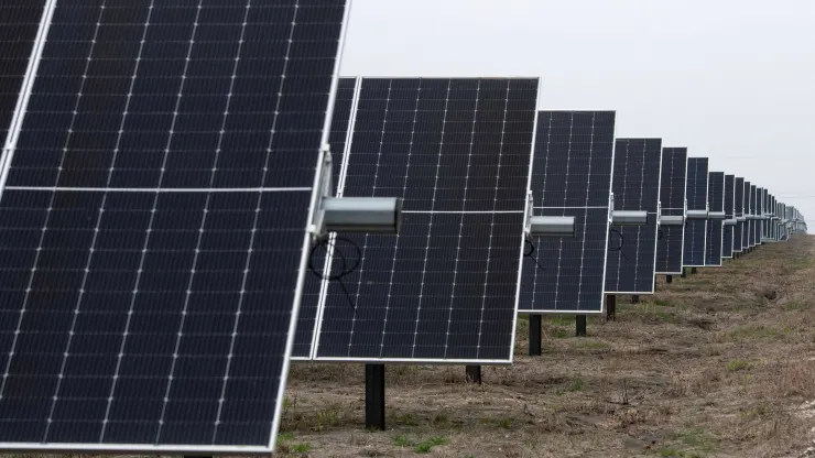 Os estoques de energia solar caem para o menor nível em 3 anos enquanto Solaredge cai quase 30% sob alerta de demanda