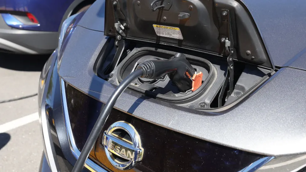 Nissan se compromete a fabricar novos modelos elétricos Qashqai e Juke em Sunderland