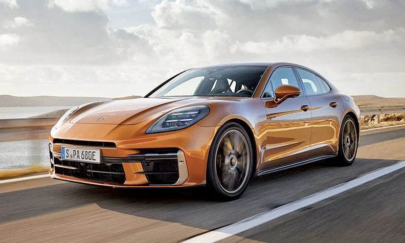 Porsche Panamera ganha mais potência e estilo mais esportivo em atualização pesada