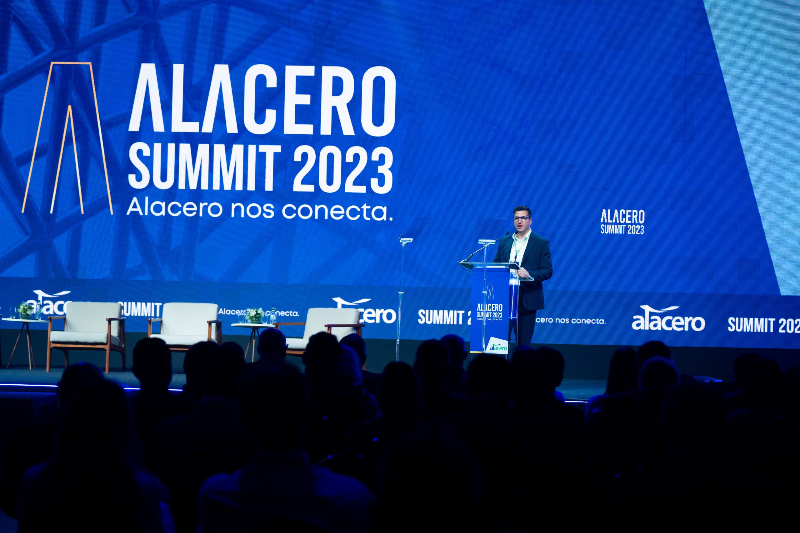Balanço 2023: Alacero estima aumento do consumo de aço na América Latina impulsionado por importações extra-regionais, enquanto a produção local diminui