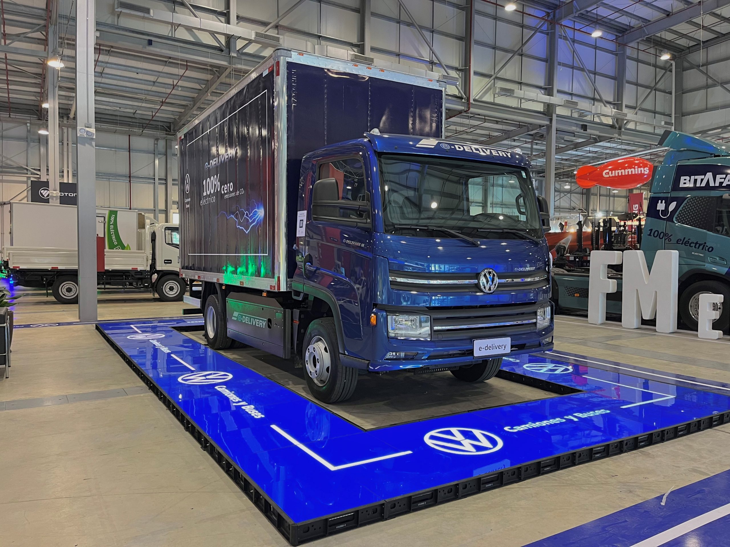 Volkswagen expande oferta internacional de caminhão elétrico e-Delivery