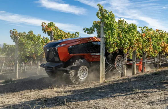Kubota apresenta novo trator elétrico na CES 2024