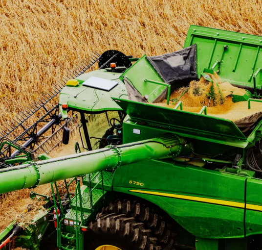 John Deere e SpaceX: Uma Parceria Inovadora para a Agricultura