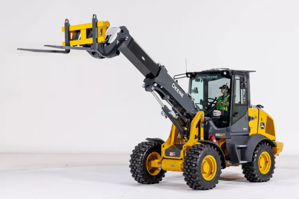 Carregador Compacto Telescópico John Deere