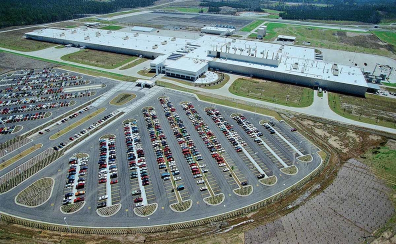 UAW diz que a fábrica da Mercedes no Alabama atinge um marco importante na organização