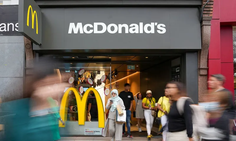 Interrupção Global do McDonald's: Um Olhar Sobre o Impacto e as Causas