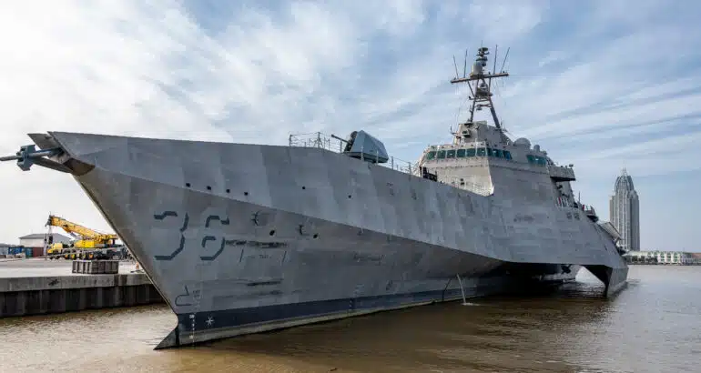 Austal USA Entrega o Futuro USS Kingsville (LCS 36) à Marinha dos EUA