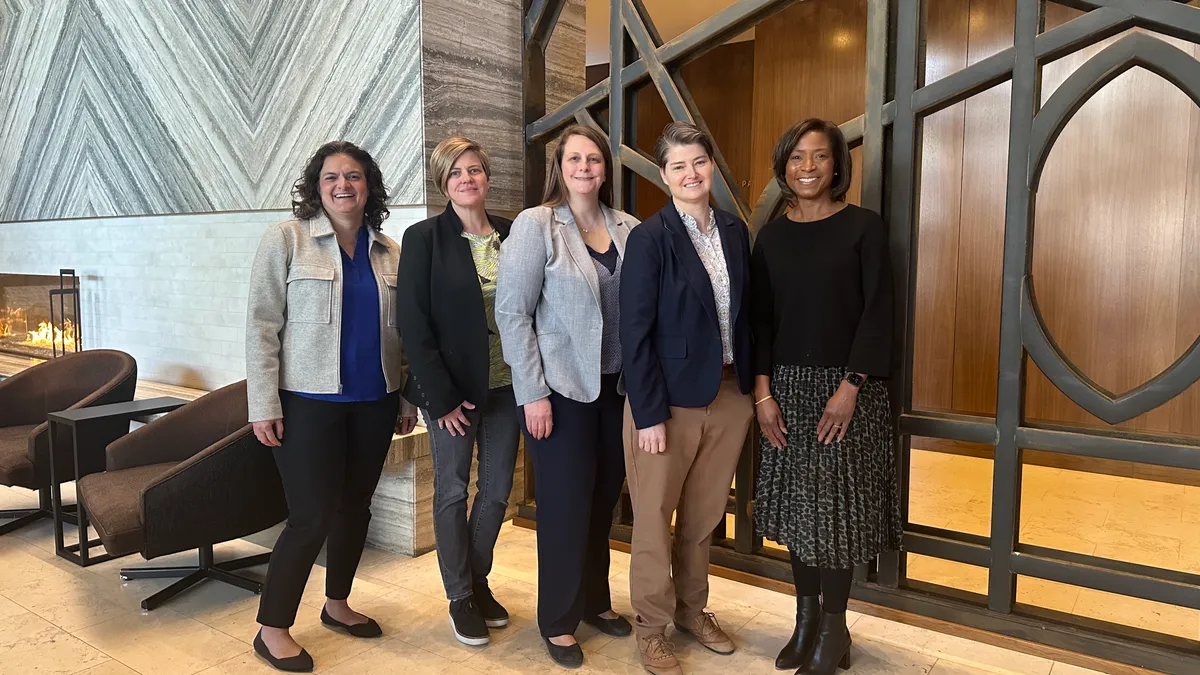 Mulheres Lideram Empresas de Construção em Chicago