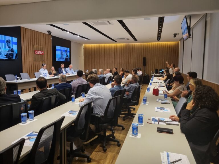 Palestra Sobre Sucessão Familiar e Empresarial Celebra o Dia da Indústria em Jundiaí
