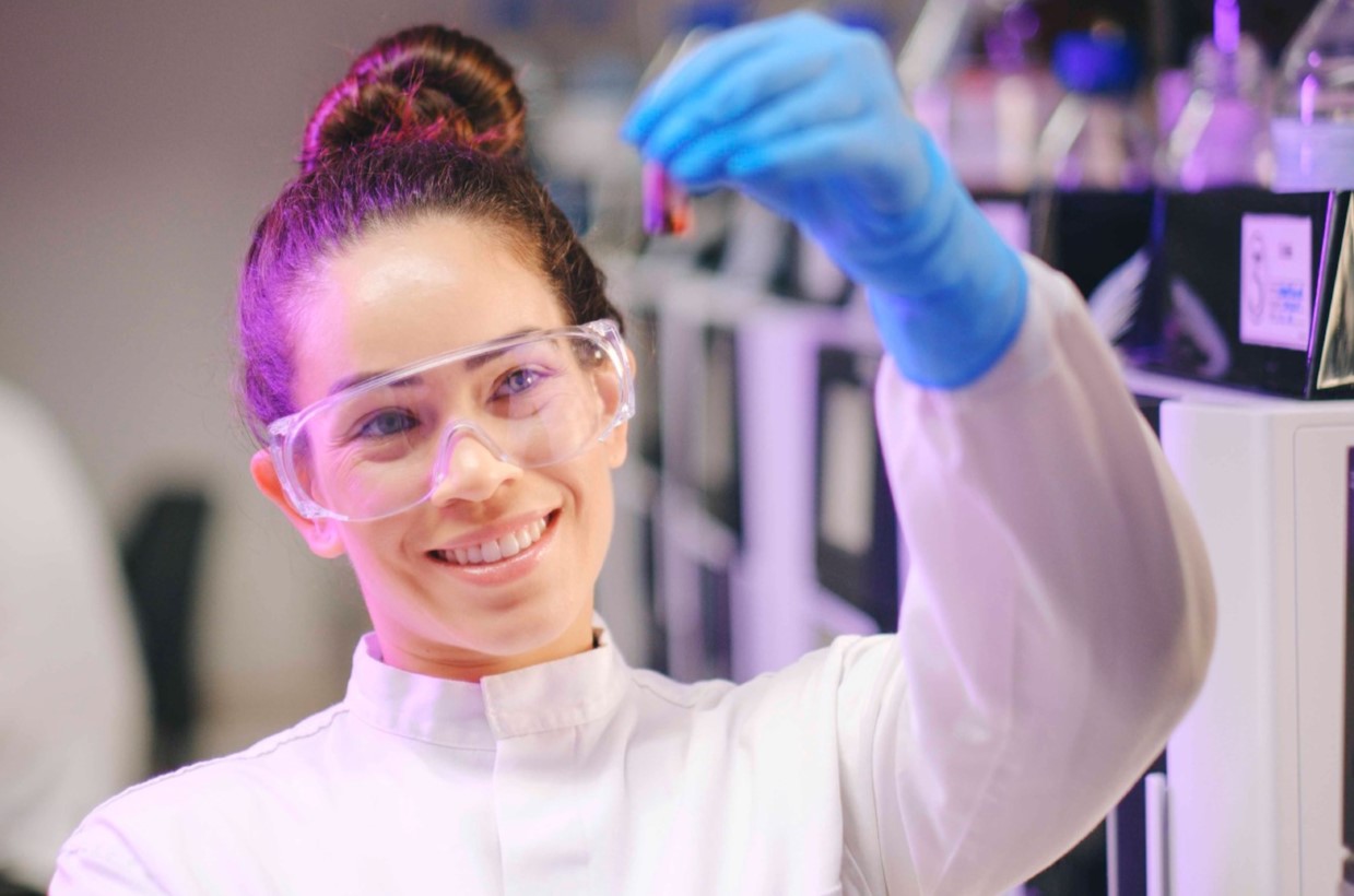 Ampliando Horizontes: O Papel Multifacetado do Farmacêutico na Saúde
