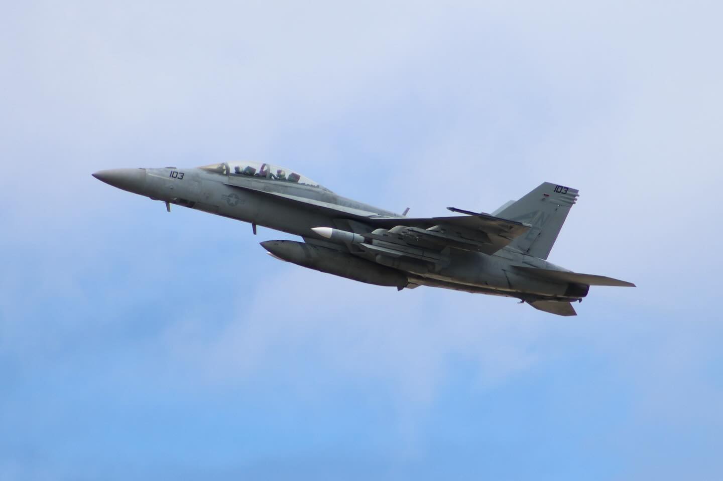 U.S. Navy Implanta Configuração Aérea do SM-6