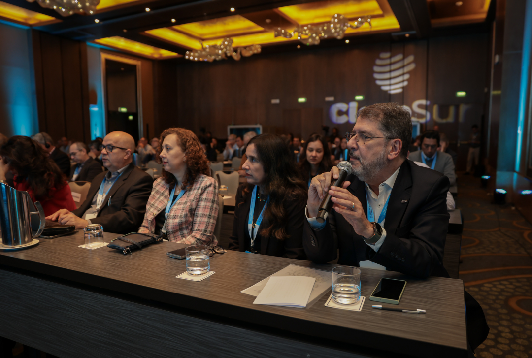 Evento da Clorosur destaca o tema da descarbonização e a transição energética