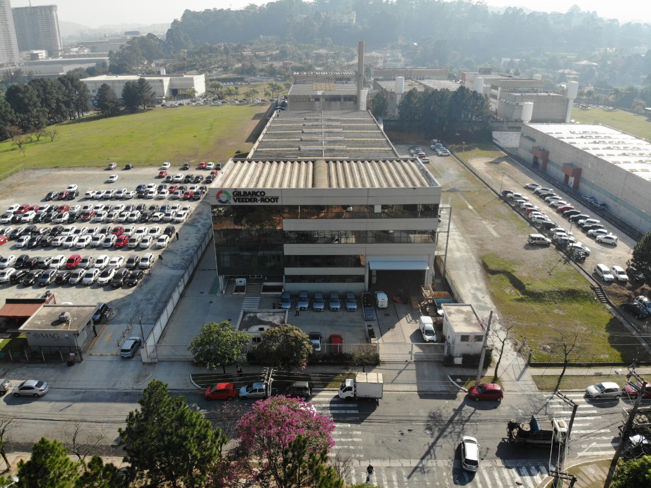 Gilbarco Veeder-Root completa 65 anos no Brasil com foco em tecnologia e transição energética