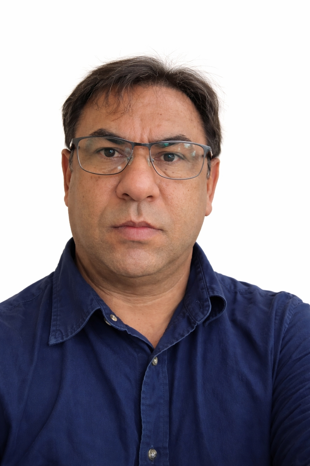 Terceirização estratégica da manutenção: quando faz sentido ter equipes especializadas dentro da fábrica