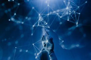 Fusões e aquisições em infraestrutura para IA movimentam US$ 69 bilhões e superam software