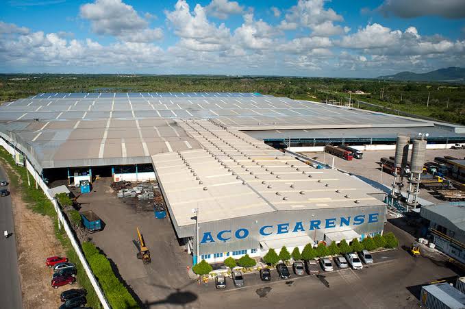 Grupo Aço Cearense engaja 4 mil operários em treinamentos e atinge 93% de retenção com plataforma de gestão de carreira