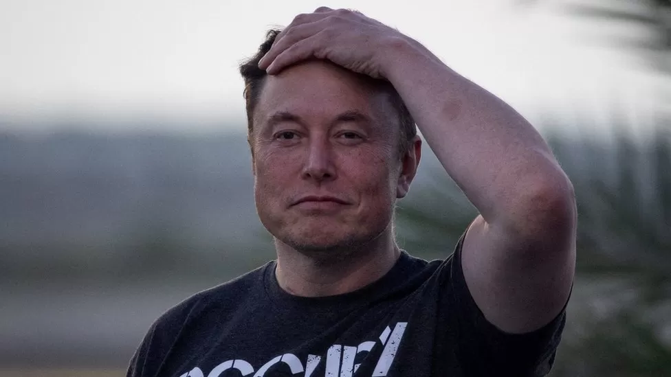 Elon Musk vende quase US$ 4 bilhões em ações da Tesla