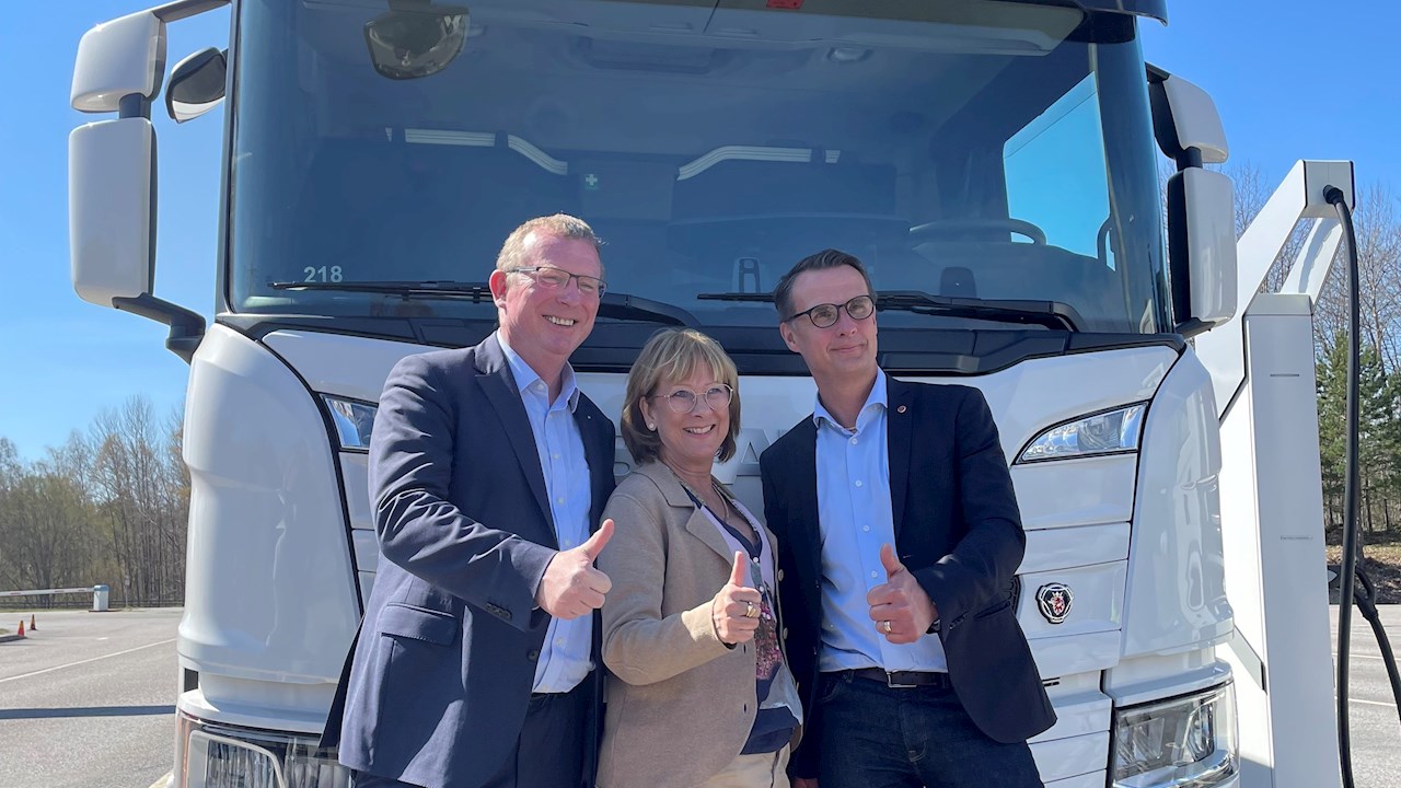 ABB E-mobility e Scania realizam com sucesso primeiro teste no desenvolvimento do sistema de carregamento de megawatts