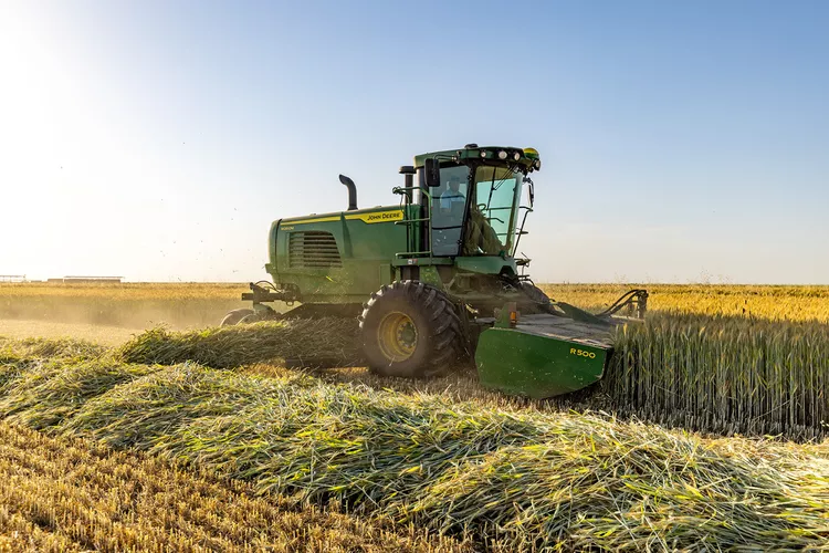 John Deere Lança o Novo Cortador de Forragem W260M de Alta Potência John Deere Lança o Novo Cortador de Forragem W260M de Alta Potência