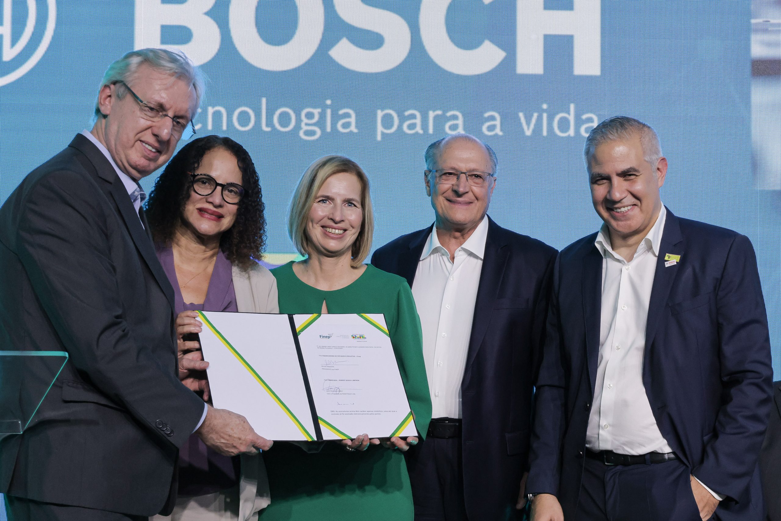 Bosch Expande Pesquisa e Desenvolvimento no Brasil com Apoio de Fomentos Públicos Frase-chave: Bosch Expande Pesquisa e Desenvolvimento no Brasil com Apoio de Fomentos Públicos Frase-chave: